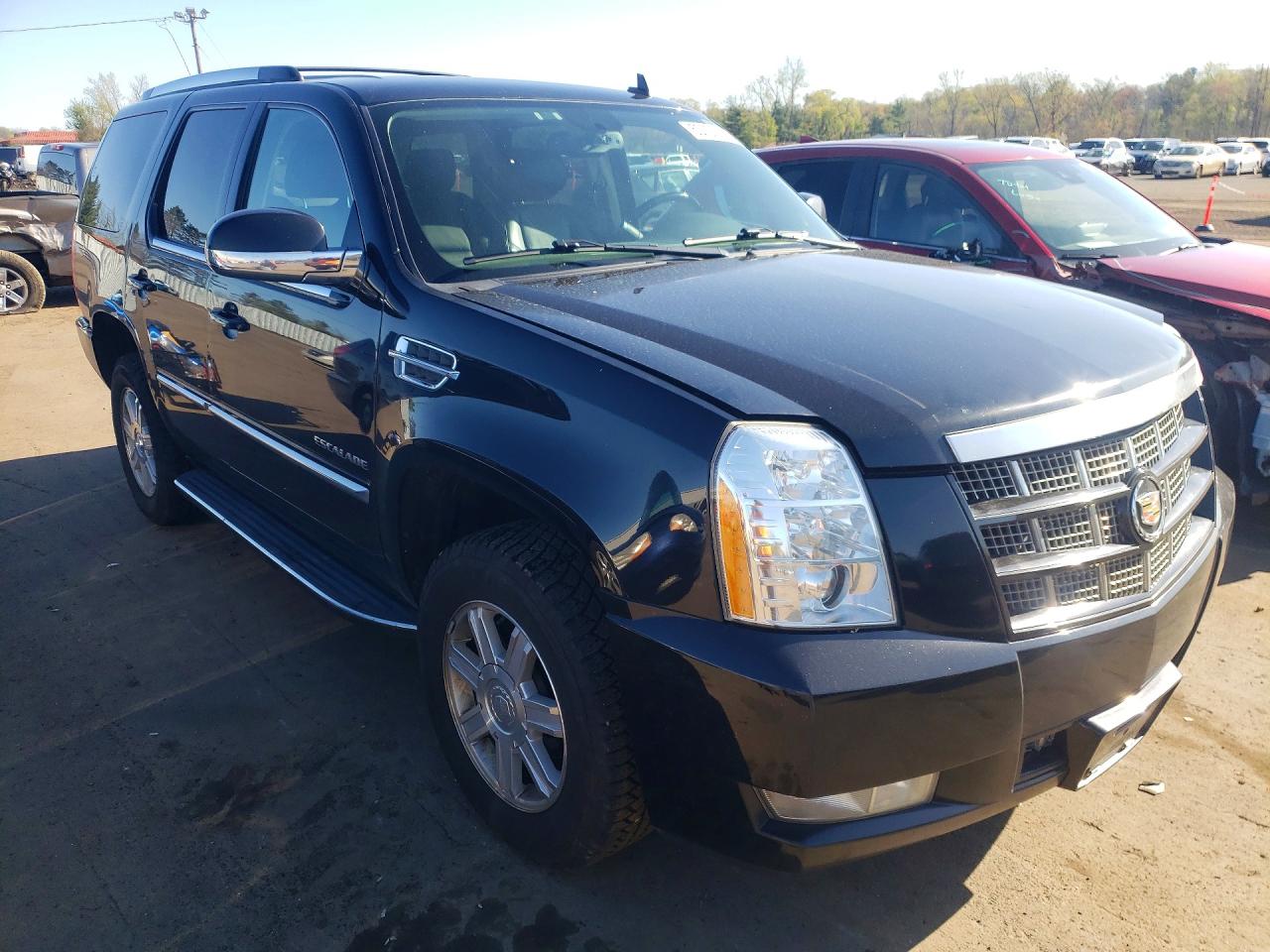 2014 Cadillac Escalade VIN 1GYS4AEF4ER104990 photo 4