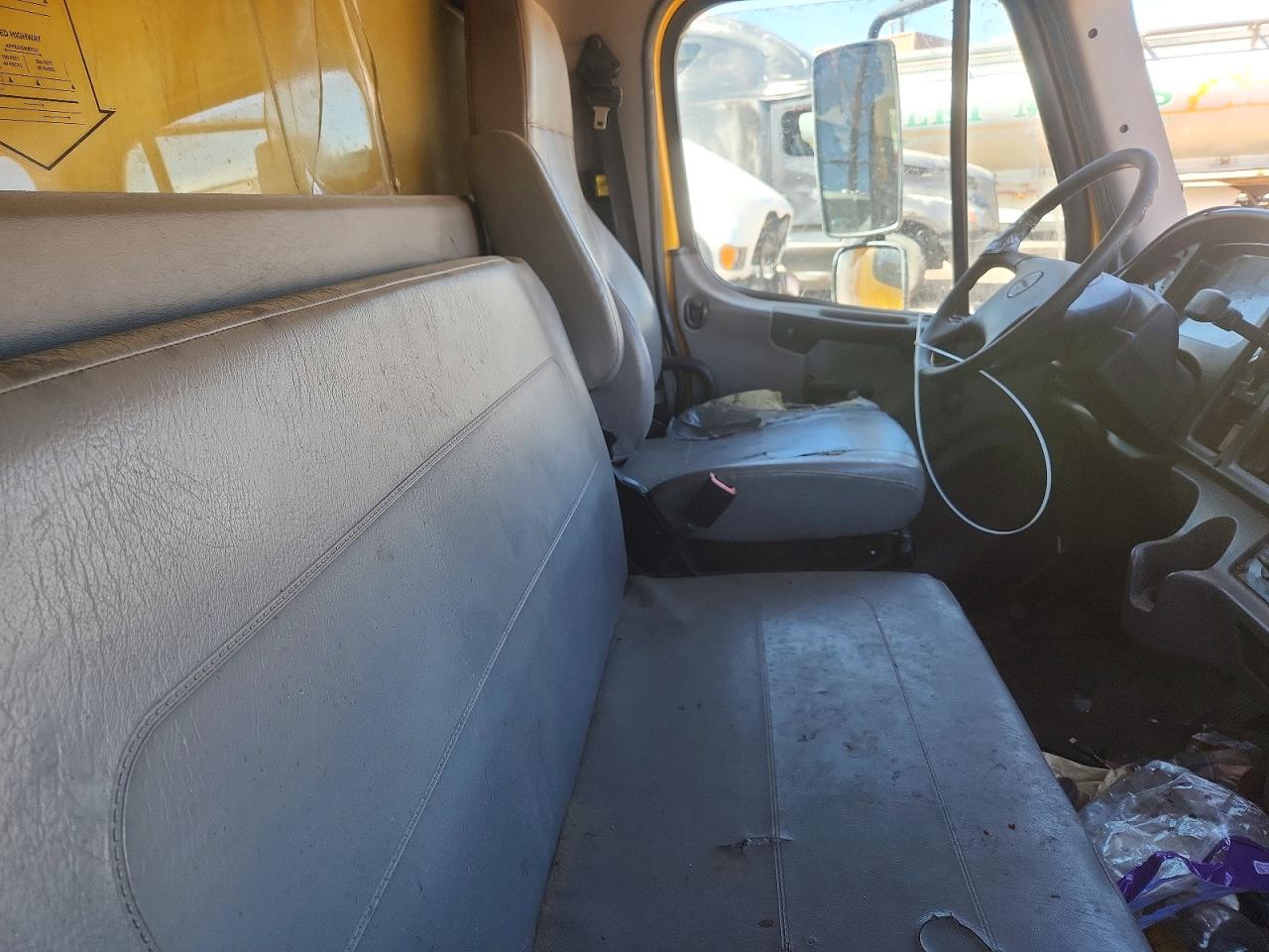 2016 FREIGHTLINER M2 unknown VIN 3ALACWDT4GDGW5611 photo 11