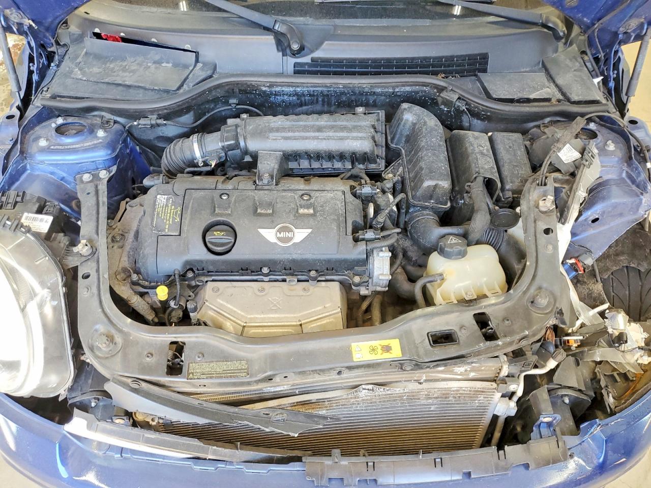 2012 Mini Cooper Base VIN WMWZN3C59CT265792 photo 11