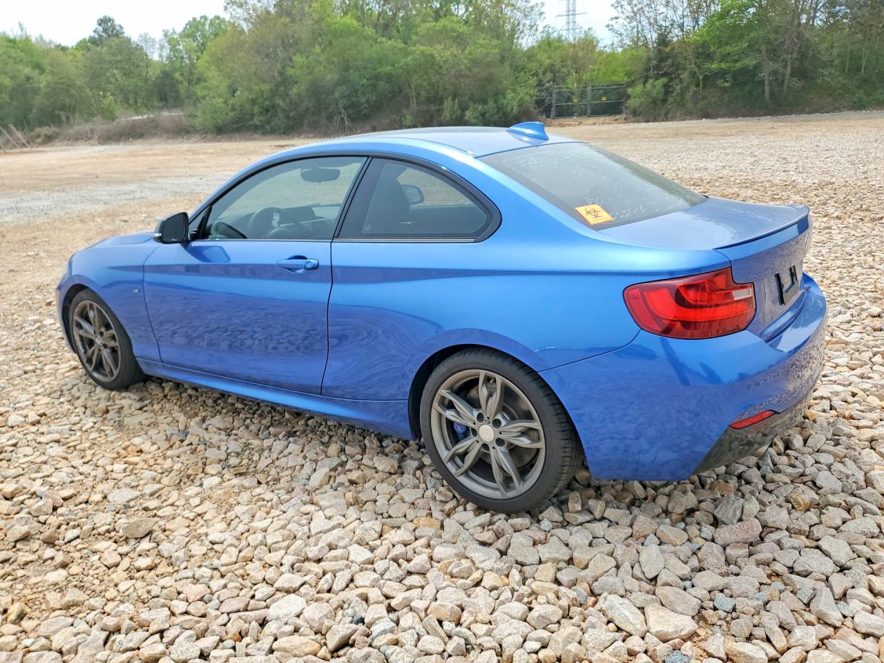 2014 BMW M2 VIN WBA1J7C57EVX33994 photo 2