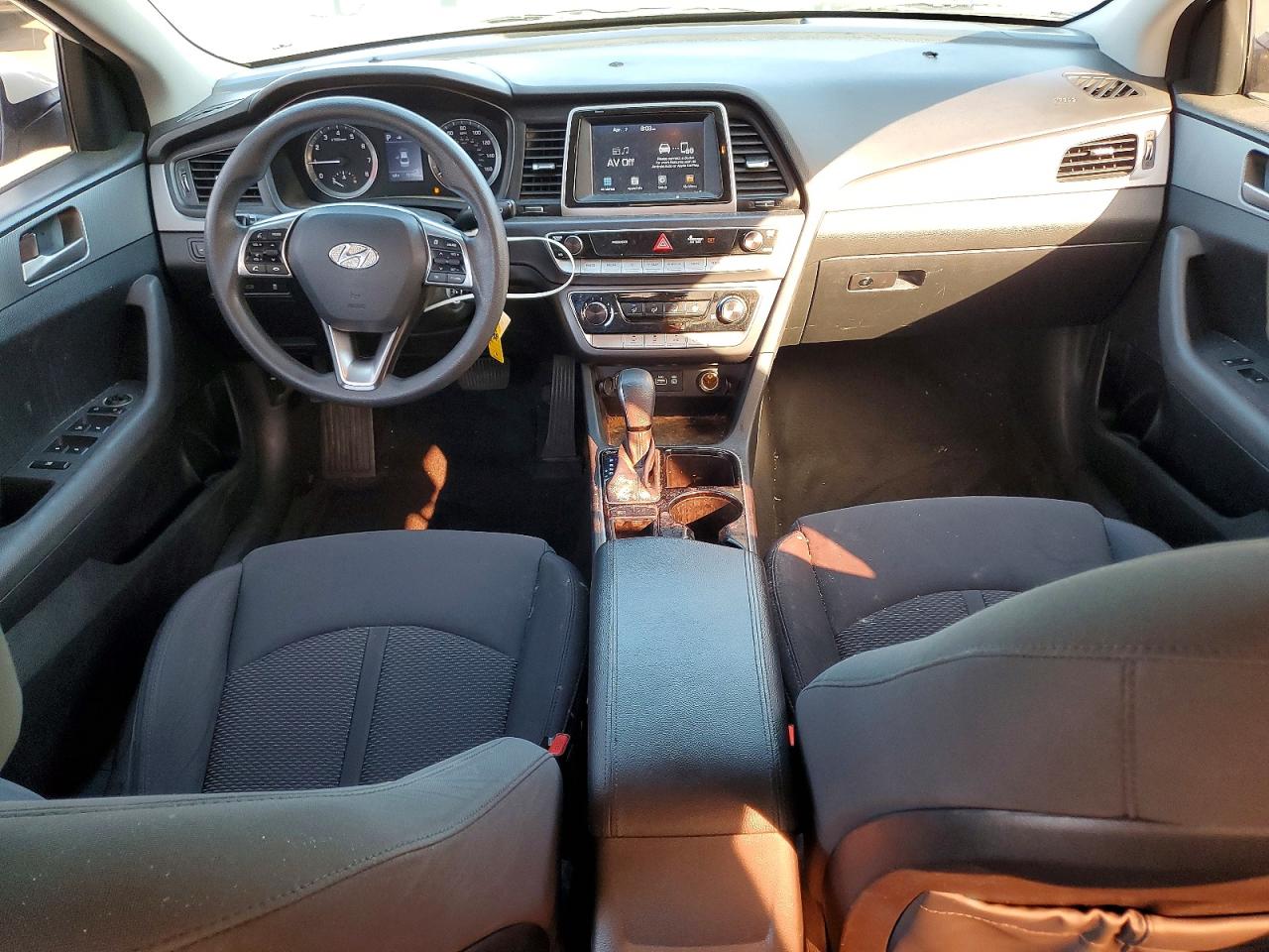 2018 HYUN Sonata VIN 5NPE24AF2JH697167 photo 8