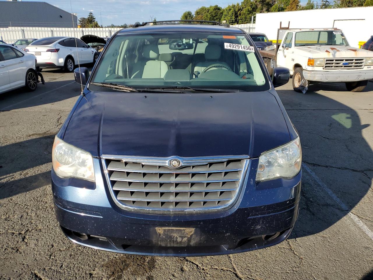 2009 Chrysler Minivan VIN 2A8HR54119R614348 photo 5