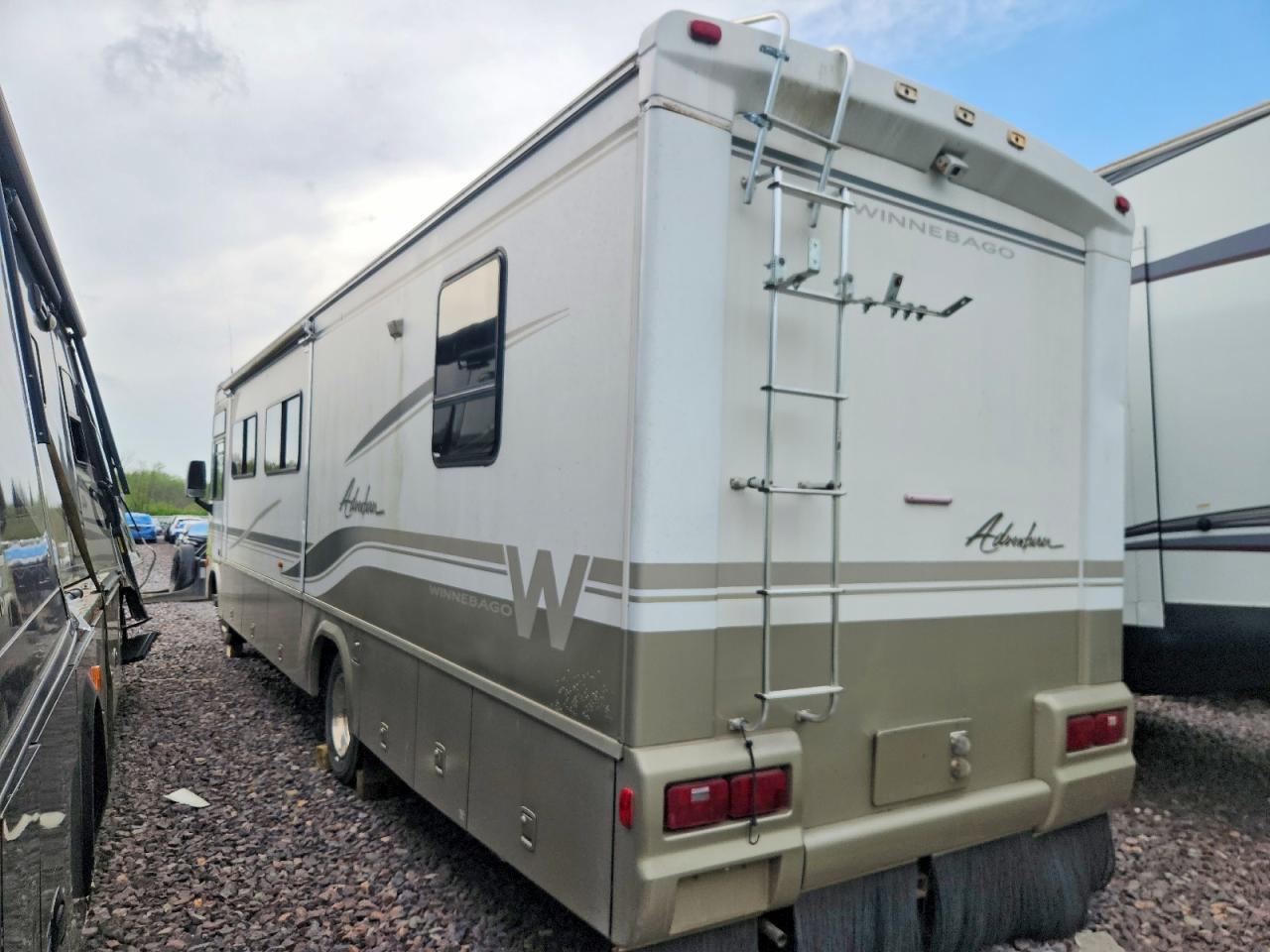 2002 FORD F550 VIN 1FCNF53S820A02984 photo 3