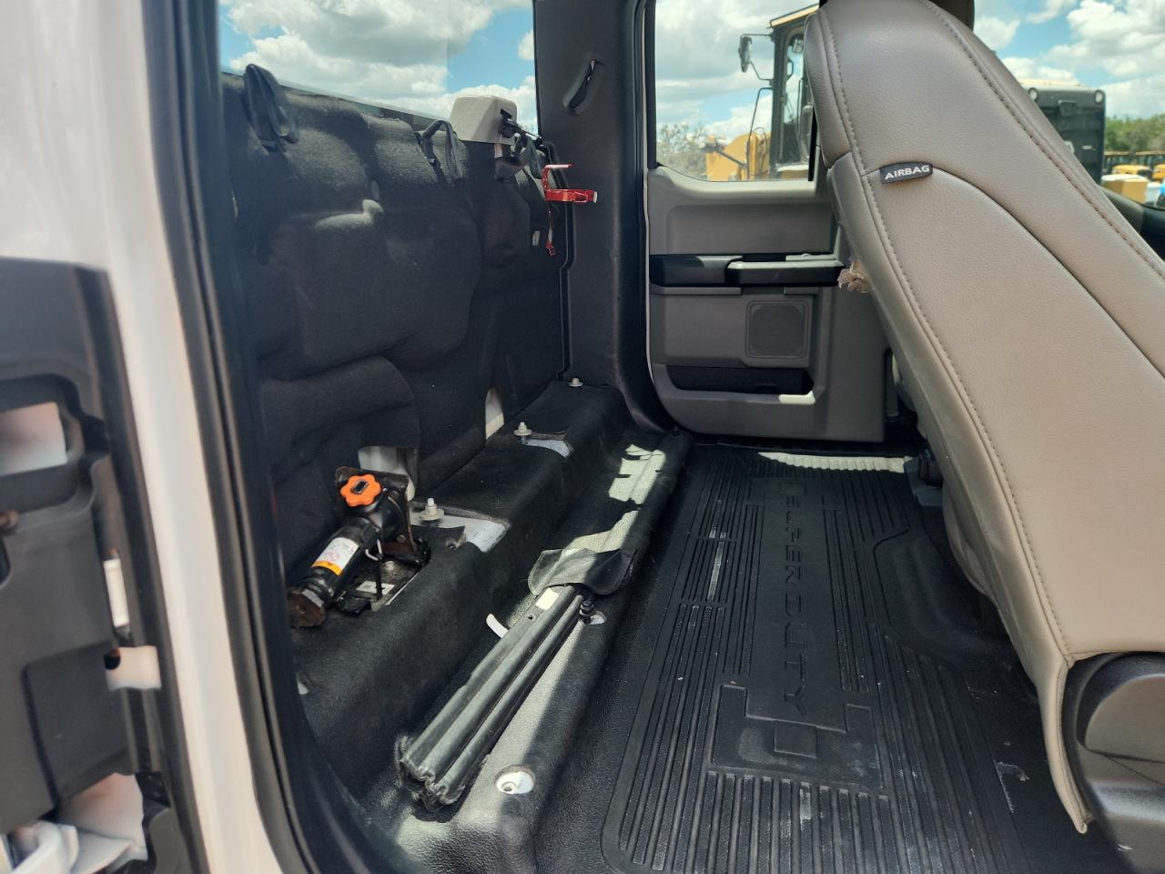 2021 Ford F350 VIN 1FT8X3BN5MEC87191 photo 10