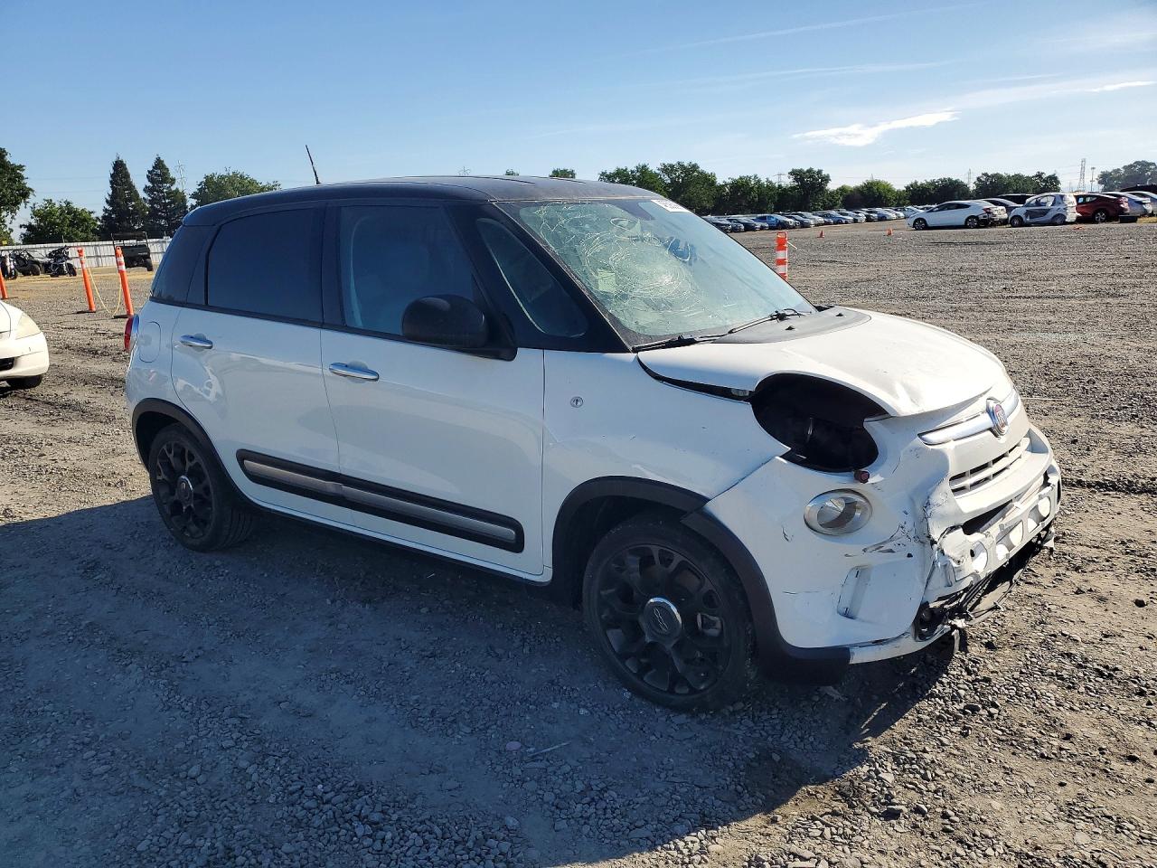 2017 Fiat 500 VIN ZFBCFADH6HZ039073 photo 4
