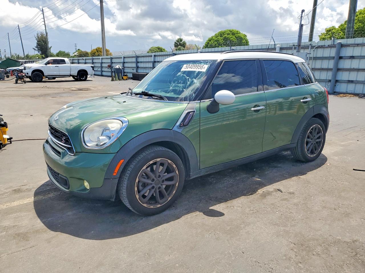 2016 MINI Cooper VIN WMWZC3C53GWT08761 photo 1