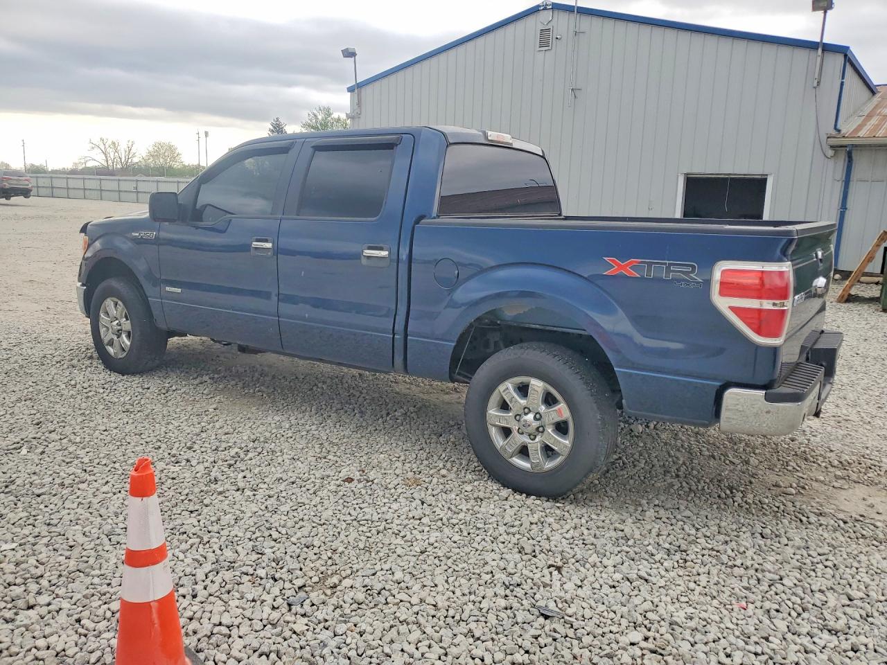 2014 Ford F150 VIN 1FTFW1ET0EKE60756 photo 2