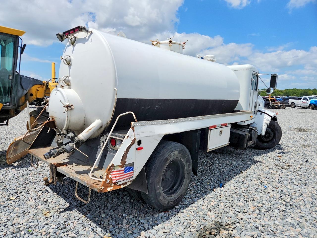 2002 PETERBILT All other VIN 2NPNHD7X72M556314 photo 4