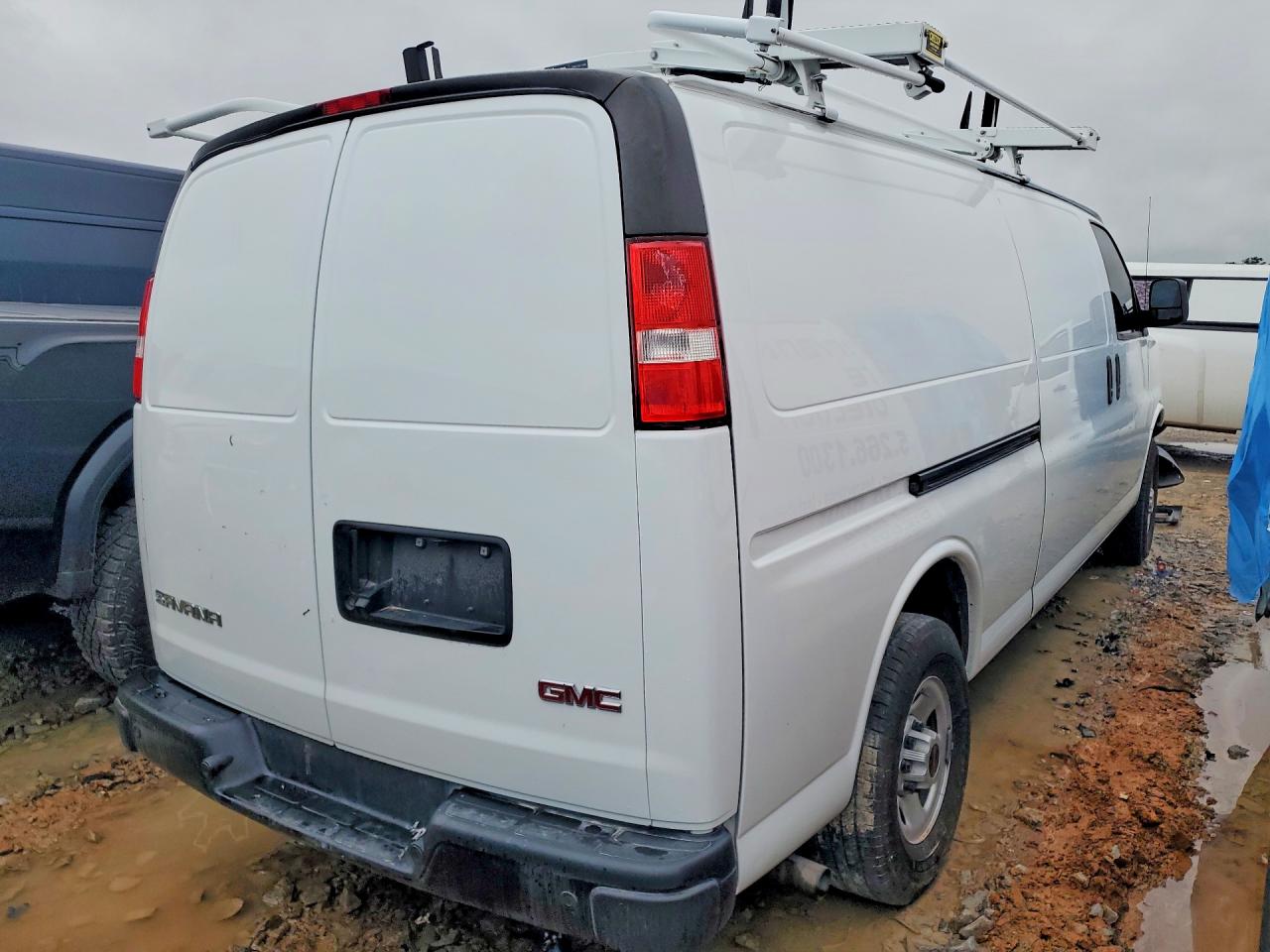 2023 GMC Savana VIN 1GTW7BFP9P1117683 photo 3