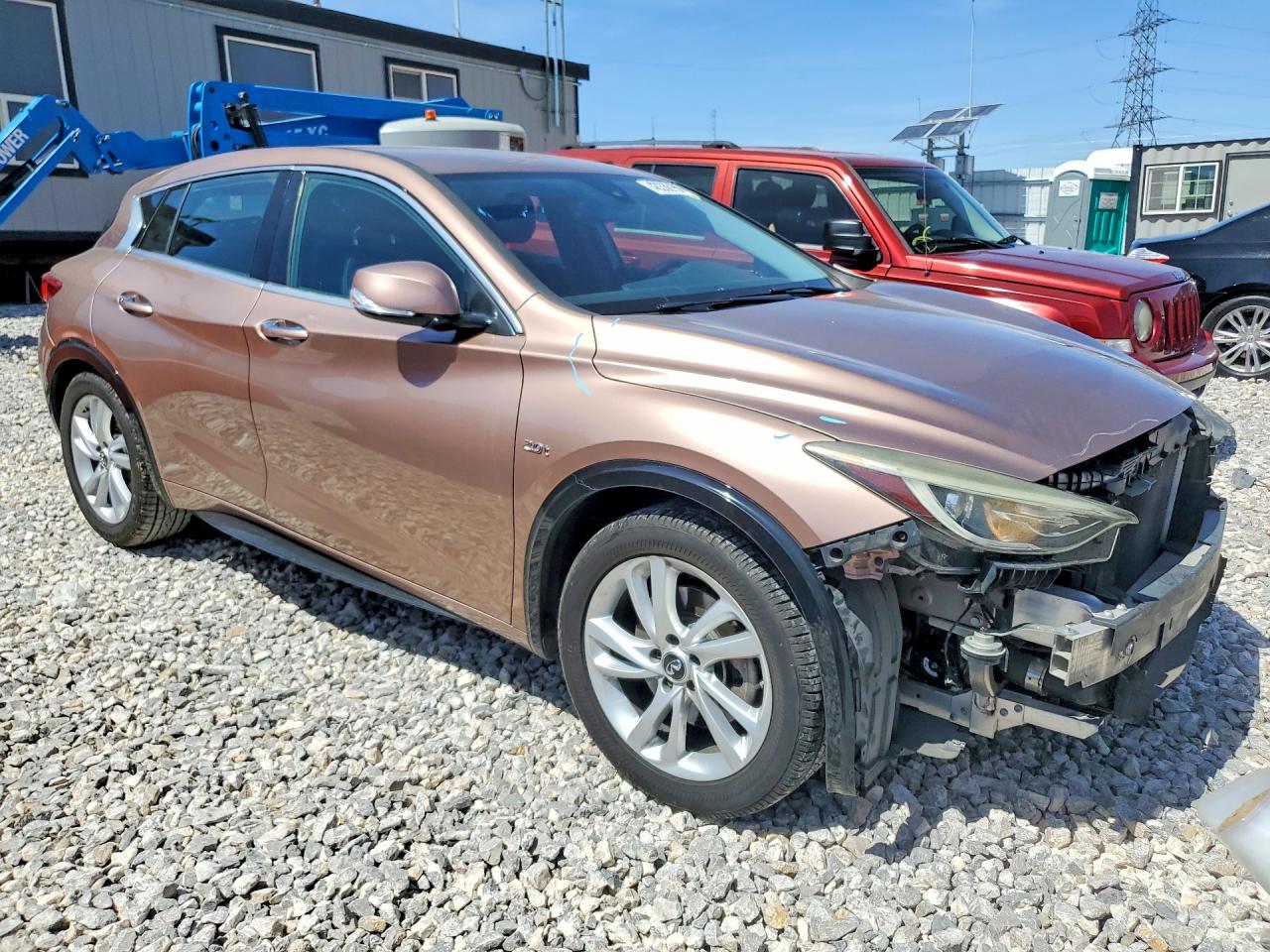 2018 Infiniti Qx30 VIN SJKCH5CP8JA046289 photo 4