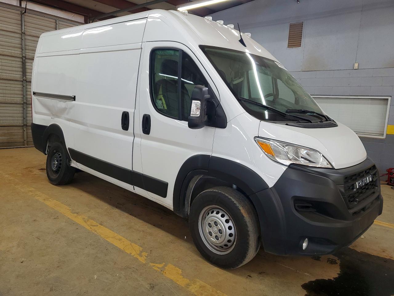 2024 Ram Promaster VIN 3C6LRVCG7RE125209 photo 4