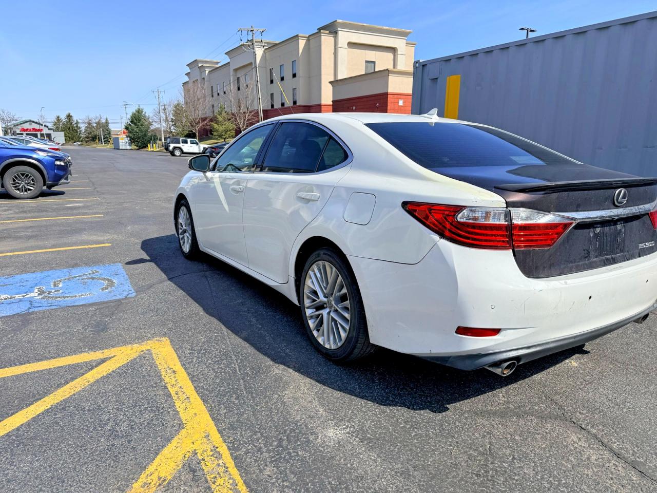 2013 Lexus ES350 VIN JTHBK1GG5D2008034 photo 3