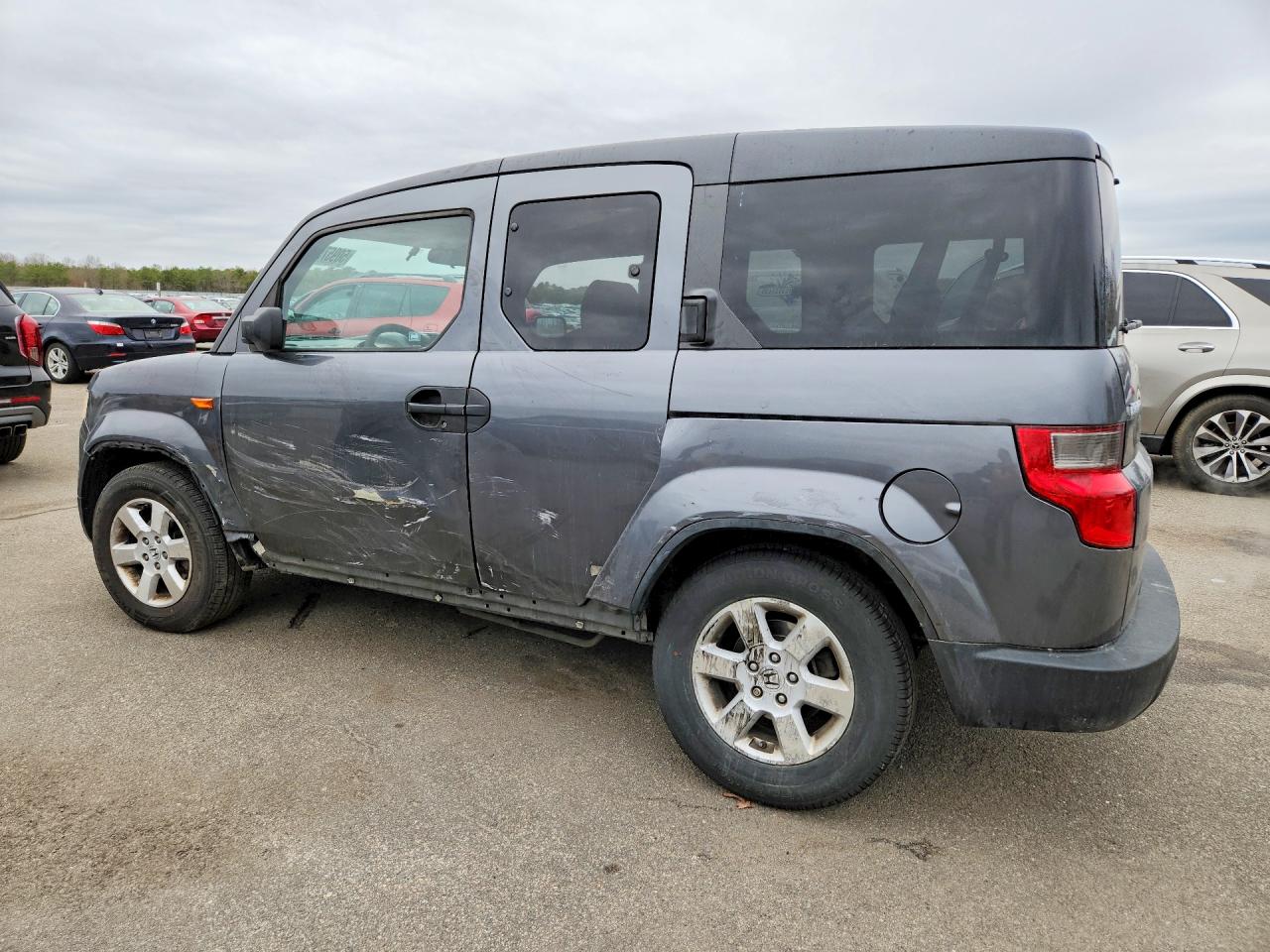 2010 Honda Element VIN 5J6YH2H76AL005352 photo 2