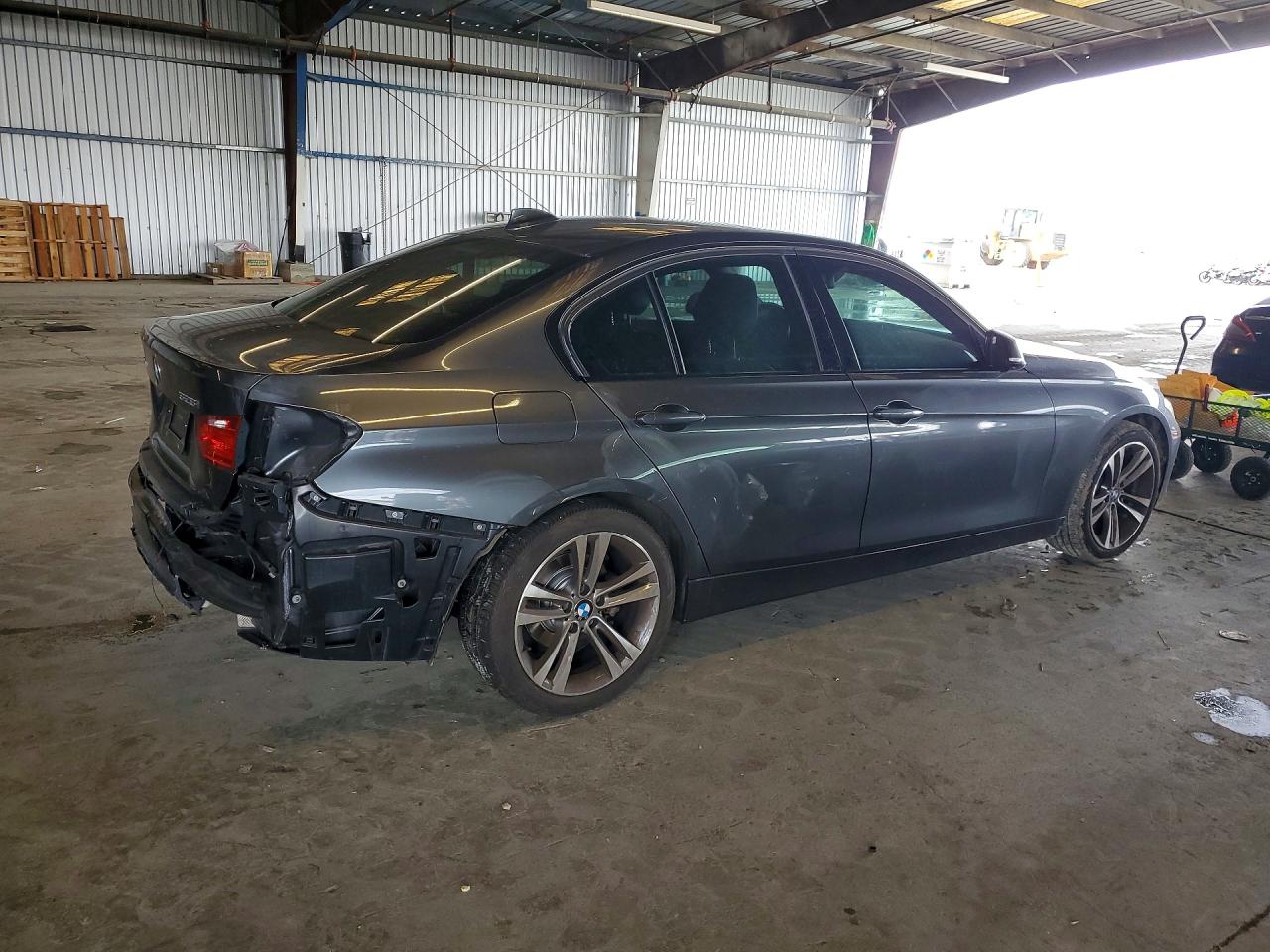 2013 BMW 3 series VIN WBA3B3C5XDF543436 photo 3