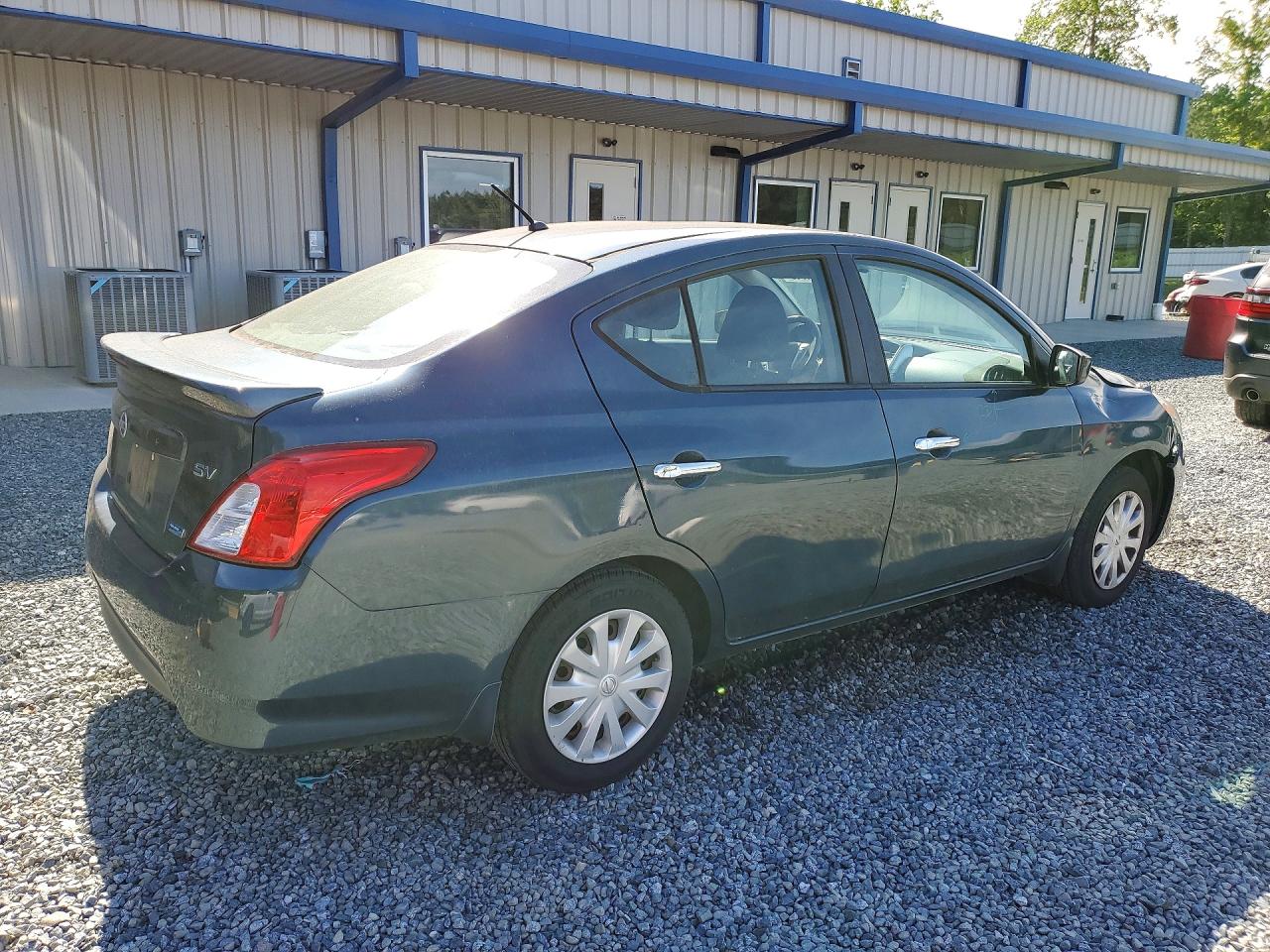2016 Nissan Versa VIN 3N1CN7AP2GL855978 photo 3