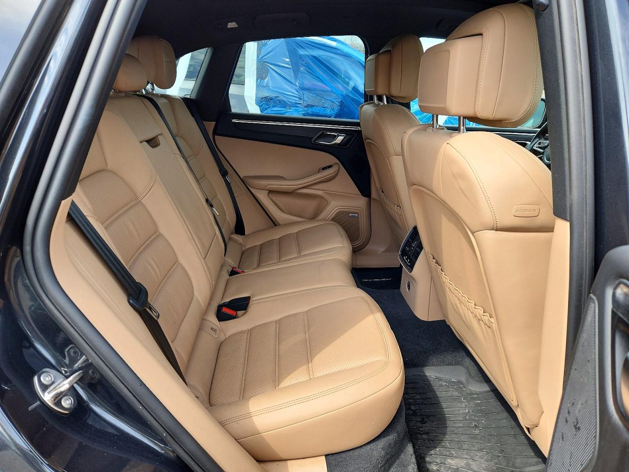 2021 Porsche Macan VIN WP1AG2A59MLB52612 photo 11