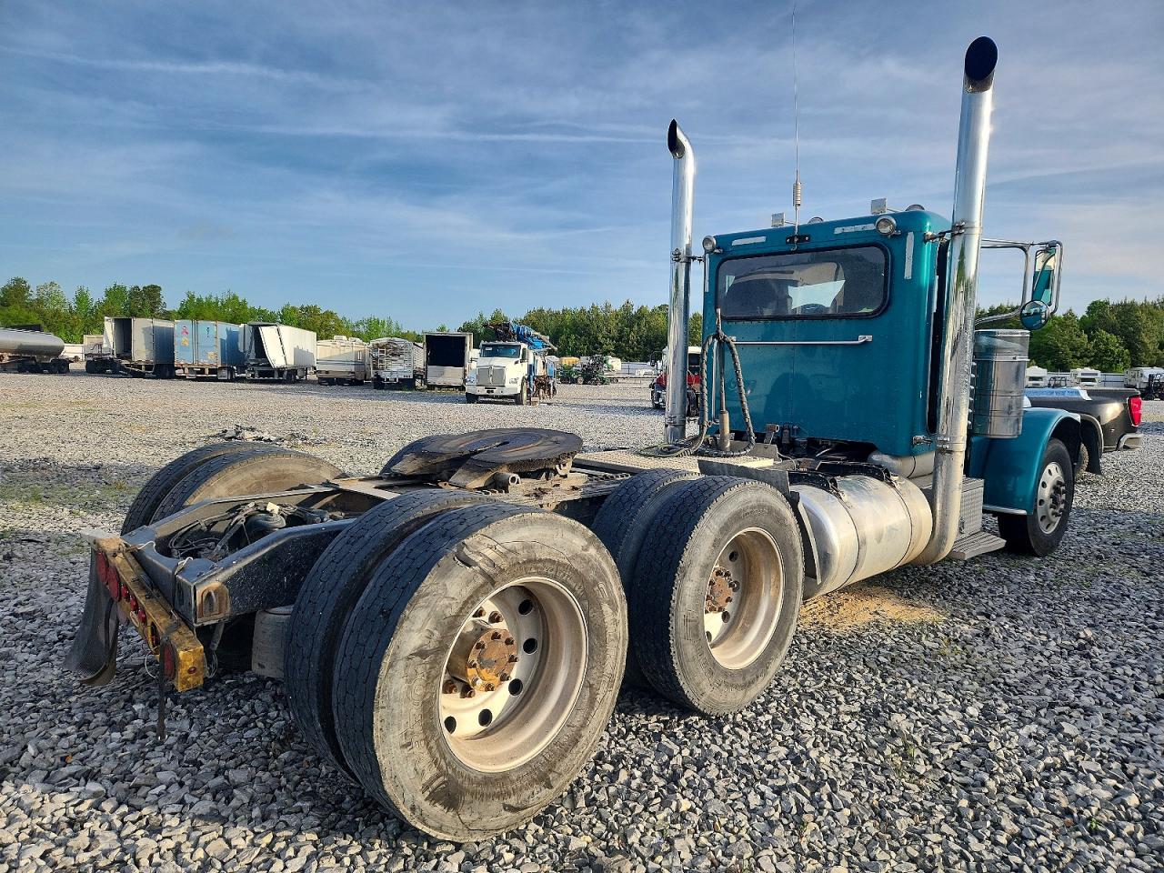 2010 PETERBILT All other VIN 1XPXD49X5AD108584 photo 4