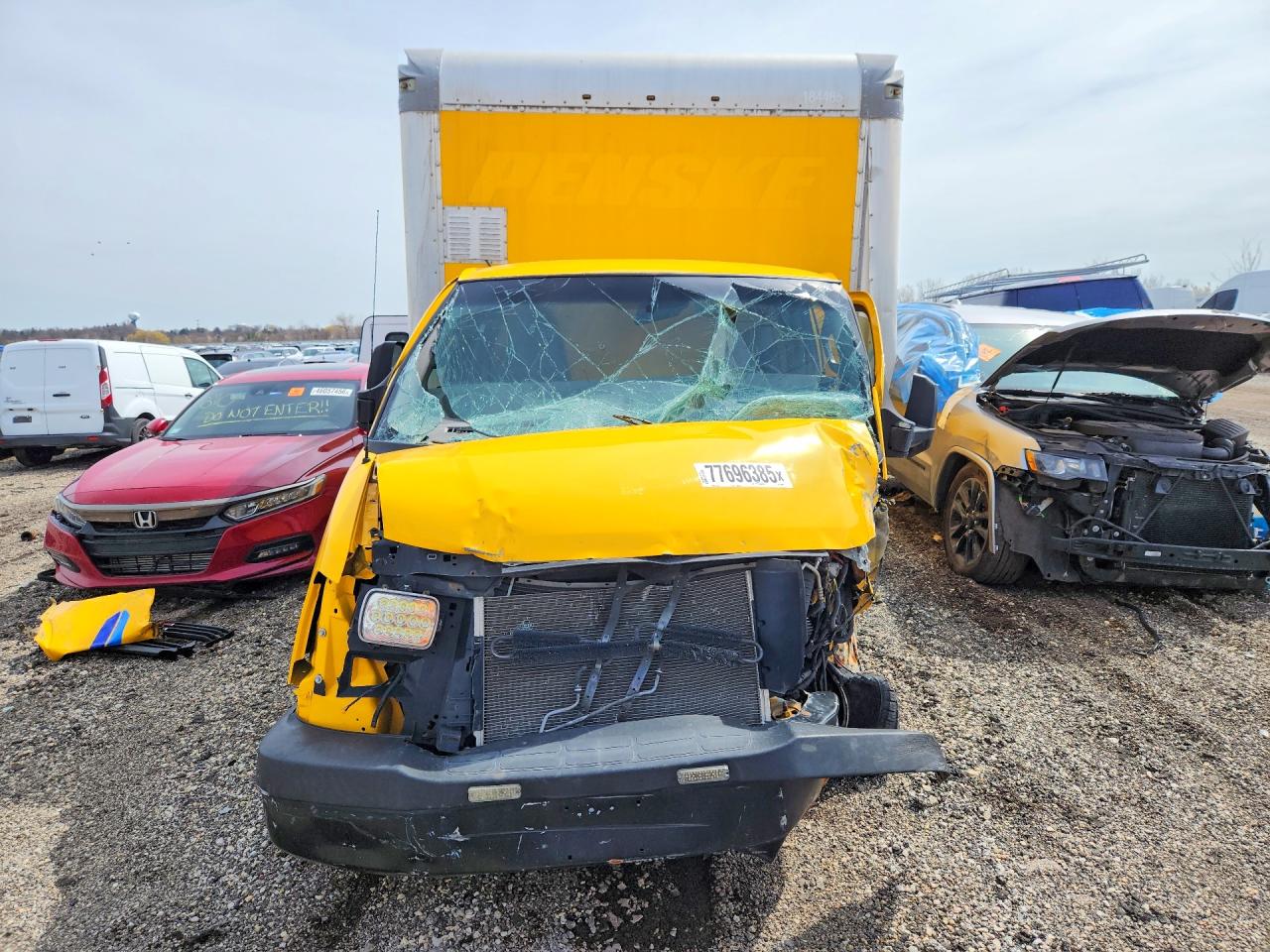 2017 GMC Savana VIN 7GZ67VCGXHN003923 photo 5