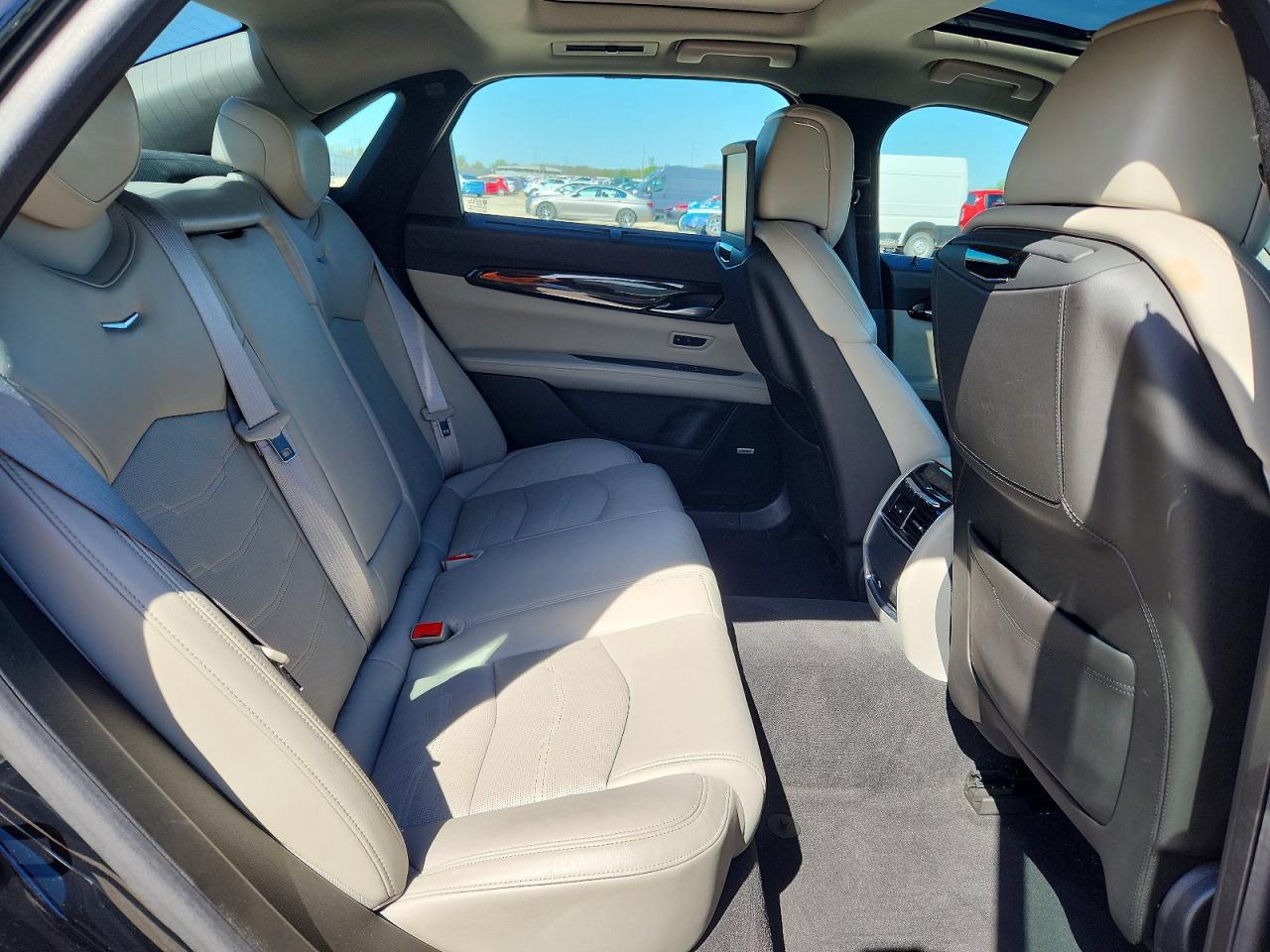 2018 Cadillac Ct6 VIN 1G6KE5R67JU149663 photo 10