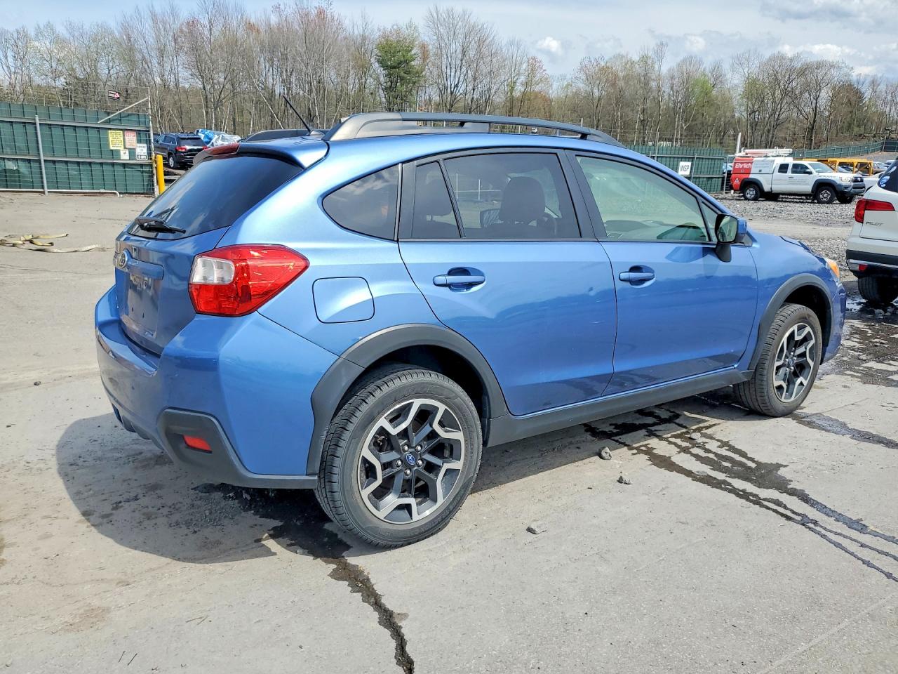 2016 Subaru Crosstrek VIN JF2GPABC4G8345312 photo 3