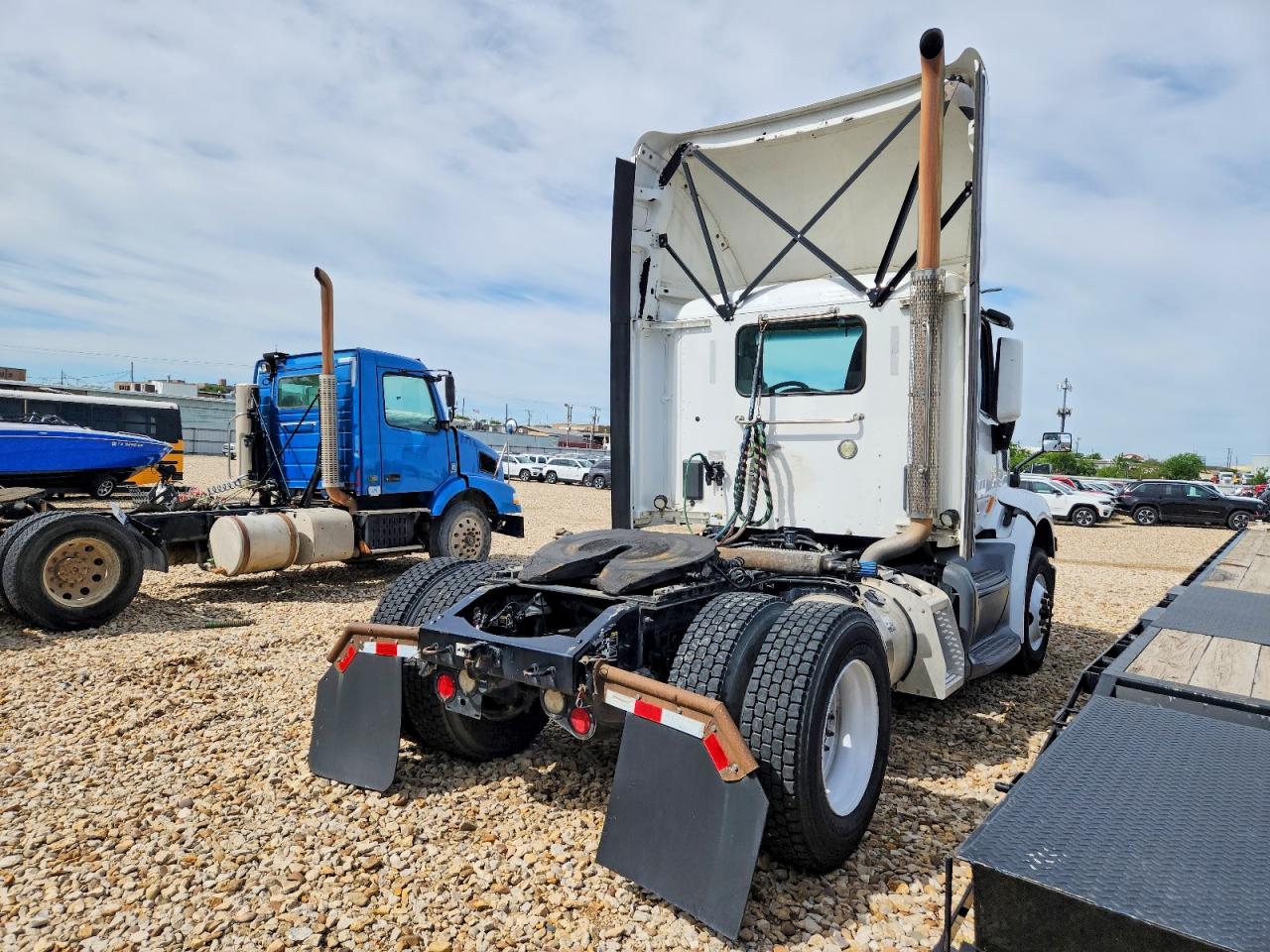 2019 PETERBILT All other VIN 1XPBA48X6KD600210 photo 4