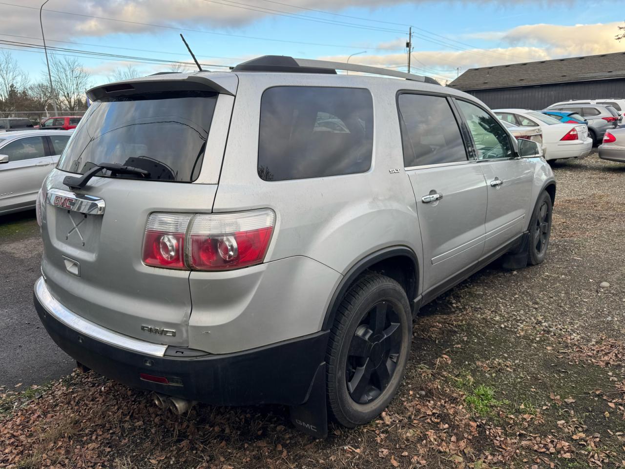 2010 GMC Acadia VIN 1GKLVMEDXAJ173154 photo 4