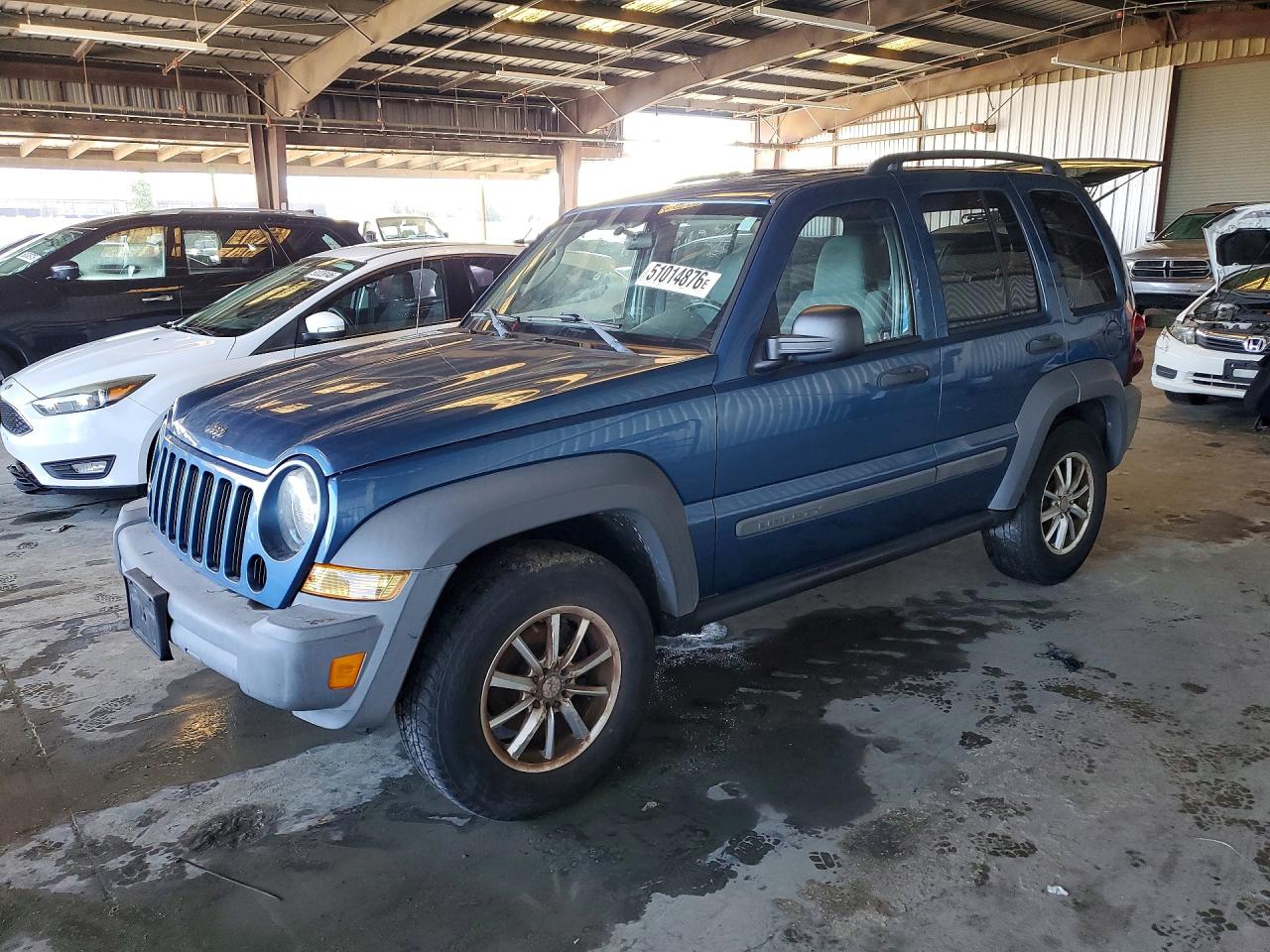 2005 Jeep Liberty VIN 1J4GK48K75W651842 photo 1