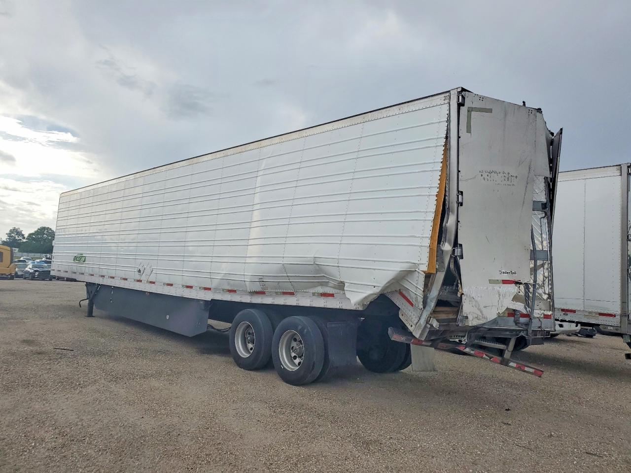 2016 UTILITY Trailer VIN 1UYVS2530GM411532 photo 3