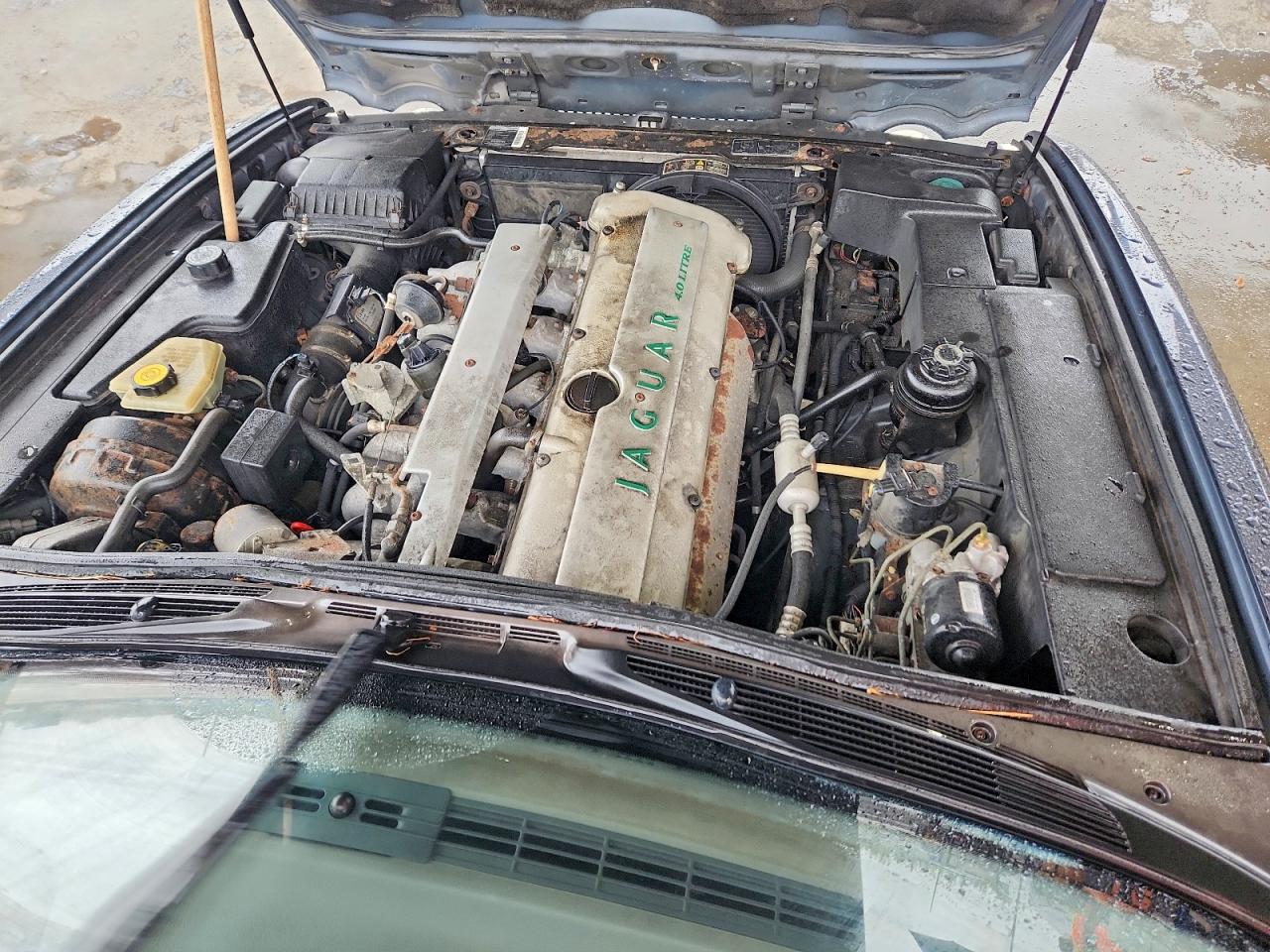 1996 Jaguar Xj VIN SAJKN6743TC764743 photo 11