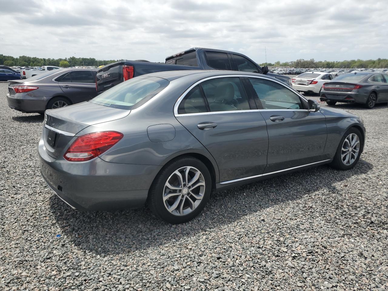 2017 Mercedes-Benz C class VIN 55SWF4JB7HU202975 photo 3