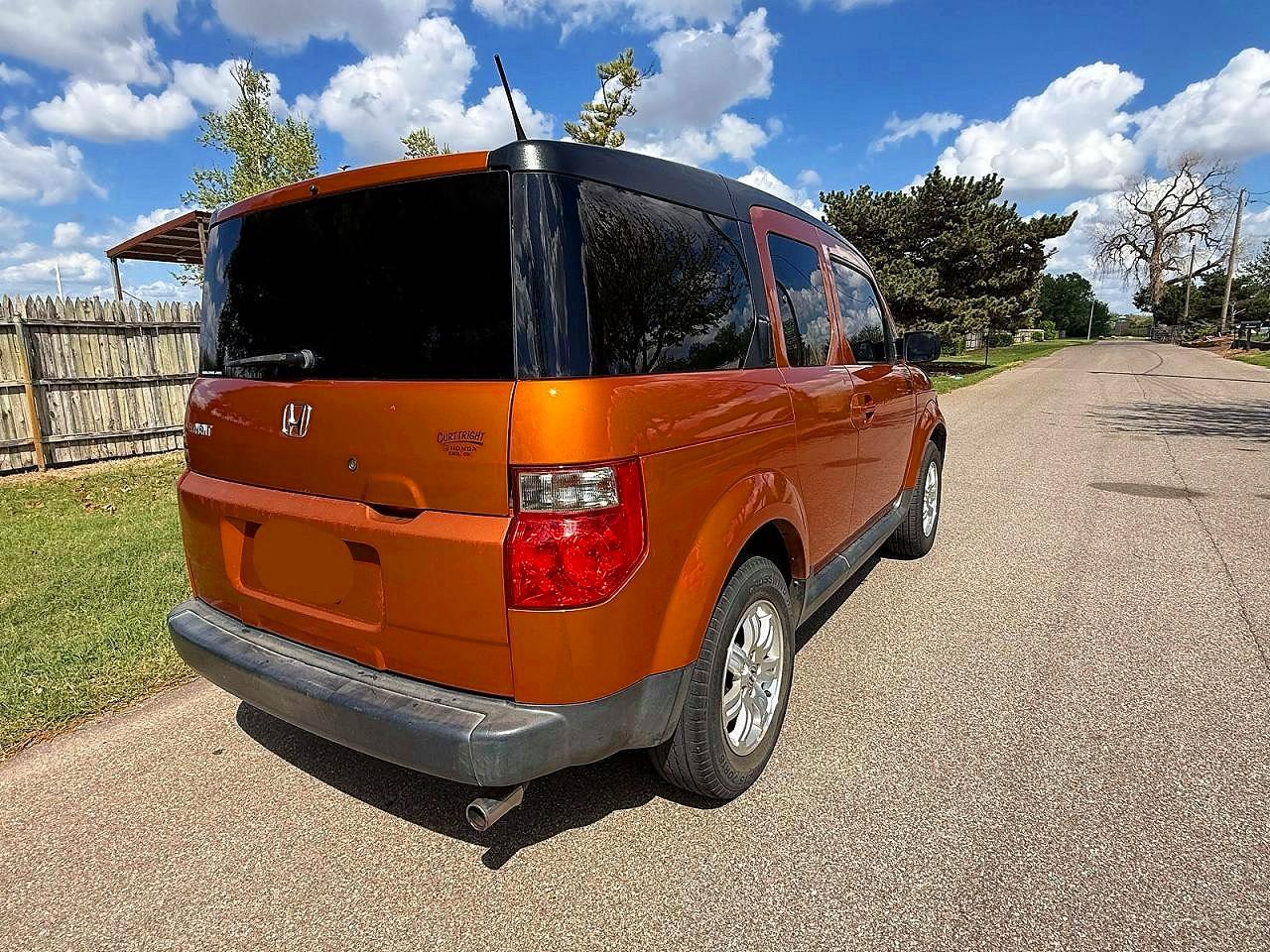 2007 Honda Element VIN 5J6YH287X7L000602 photo 4