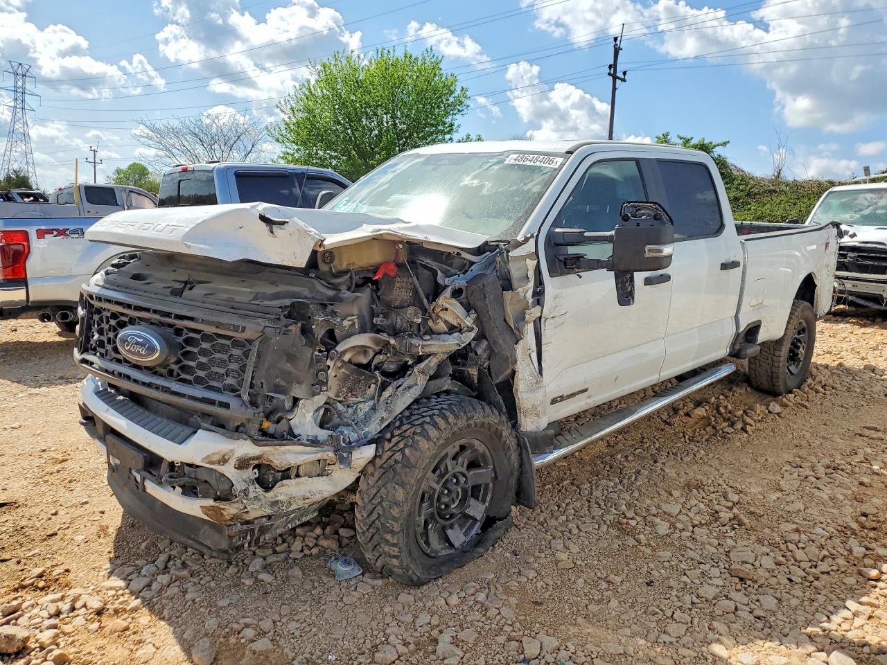 2024 Ford F350 VIN 1FT8W3BT7REE20588 photo 1