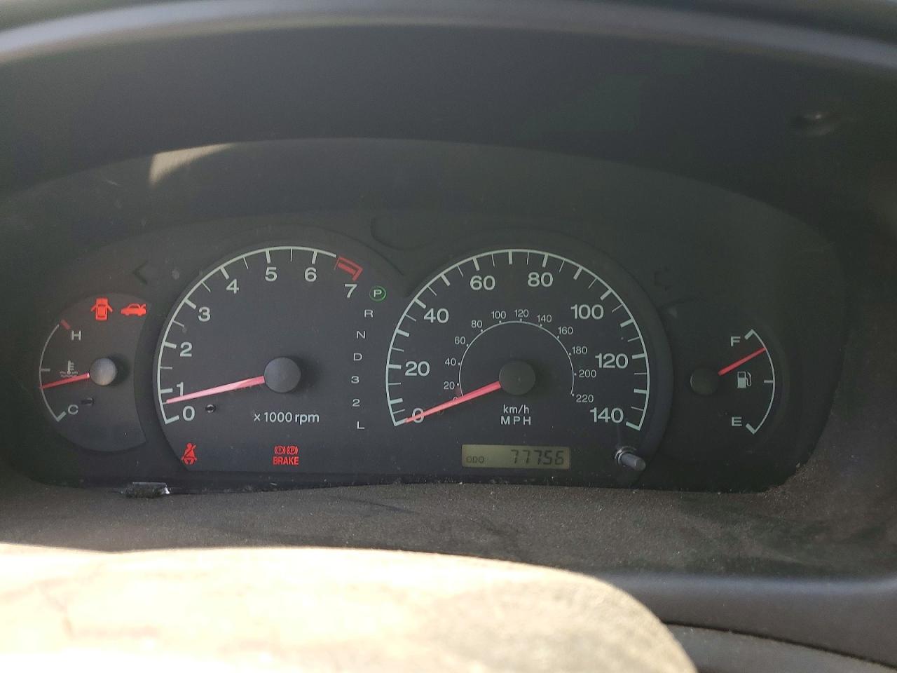 2002 Hyundai Elantra VIN KMHDN45D52U405641 photo 9