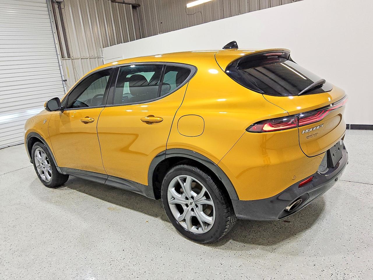 2024 Dodge All other VIN ZACPDFDW7R3A25139 photo 2
