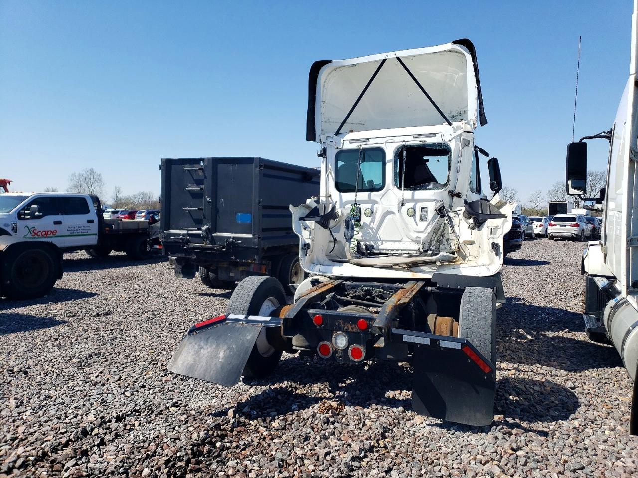 2015 FREIGHTLINER All models VIN 1FUBGAD49FLGD9905 photo 4
