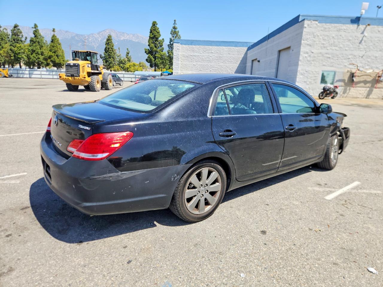 2007 TOYT Avalon VIN 4T1BK36B47U234587 photo 3