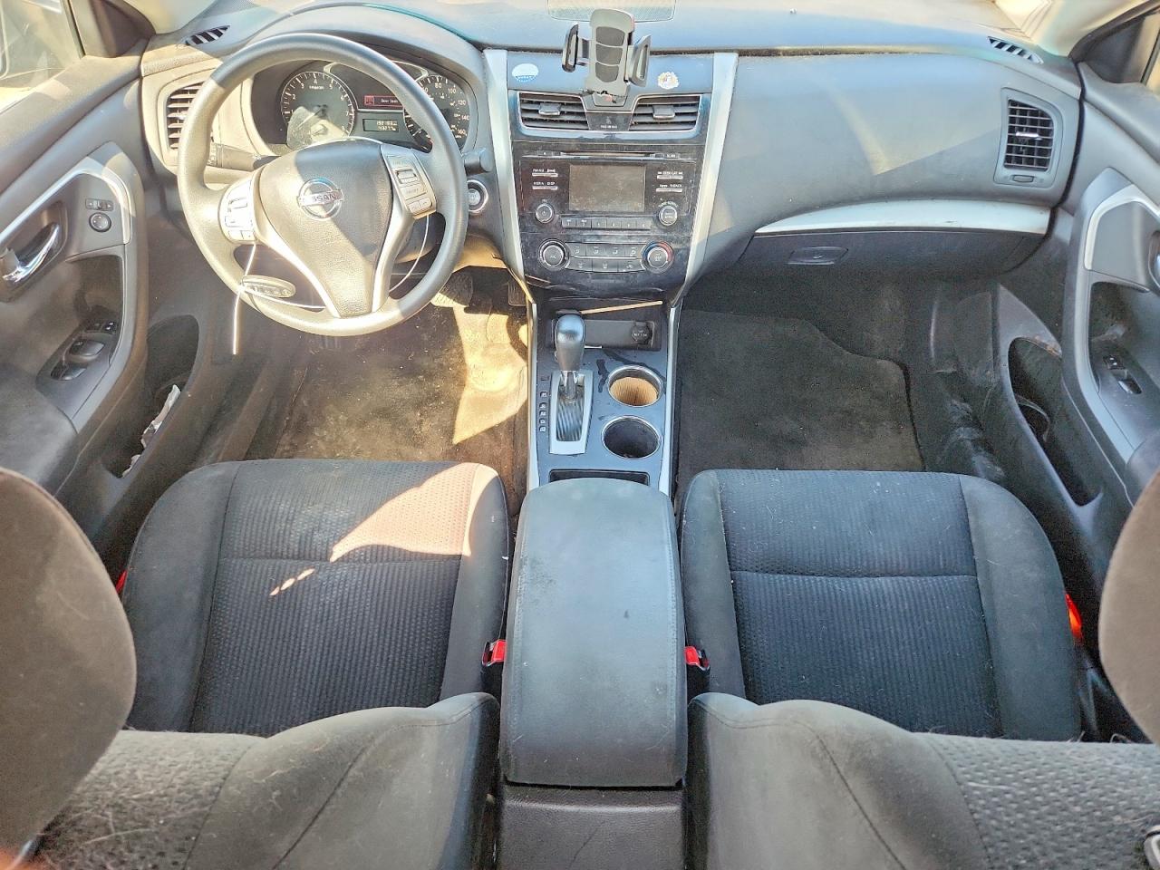 2015 Nissan Altima VIN 1N4AL3AP4FN343923 photo 8