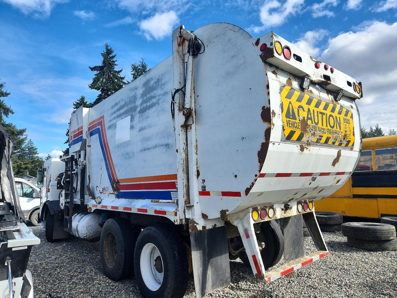 2007 PETERBILT All other VIN 3BPZLD9X67F717682 photo 3