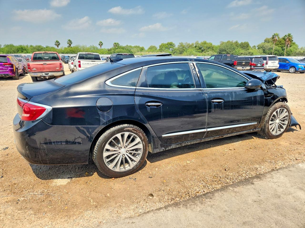 2017 Buick Lacrosse VIN 1G4ZP5SS1HU172746 photo 3