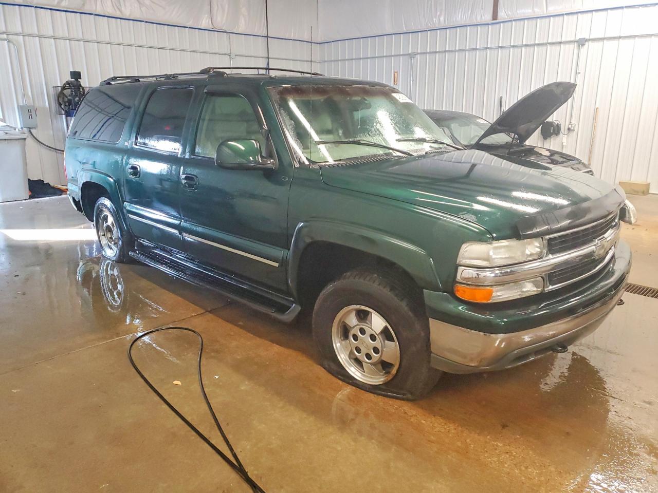 2001 Chevrolet Suburban VIN 3GNFK16T31G176301 photo 4