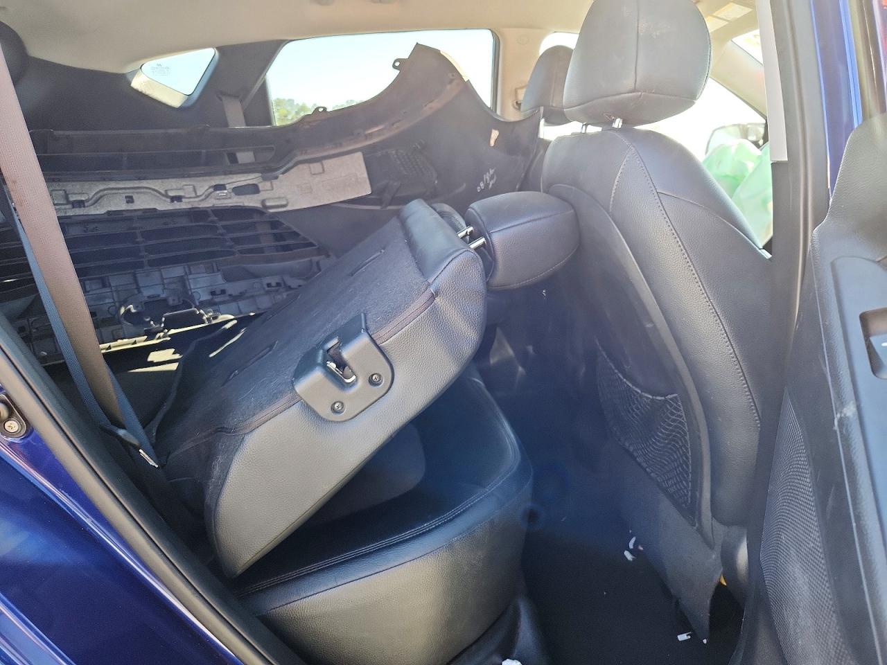 2011 Hyundai Tucson VIN KM8JU3AC6BU207857 photo 11