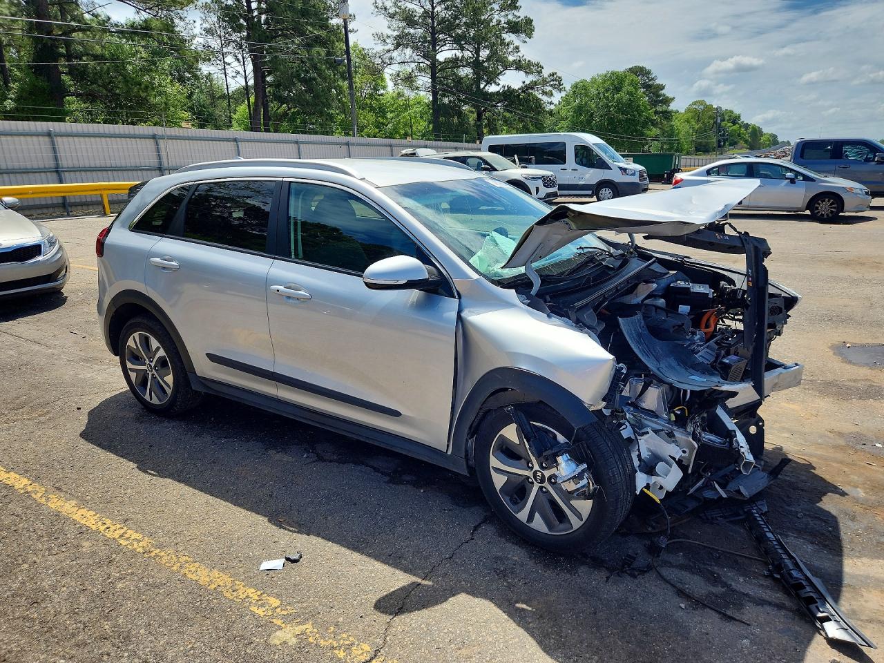 2020 Kia Niro ev VIN KNDCC3LG9L5062714 photo 4