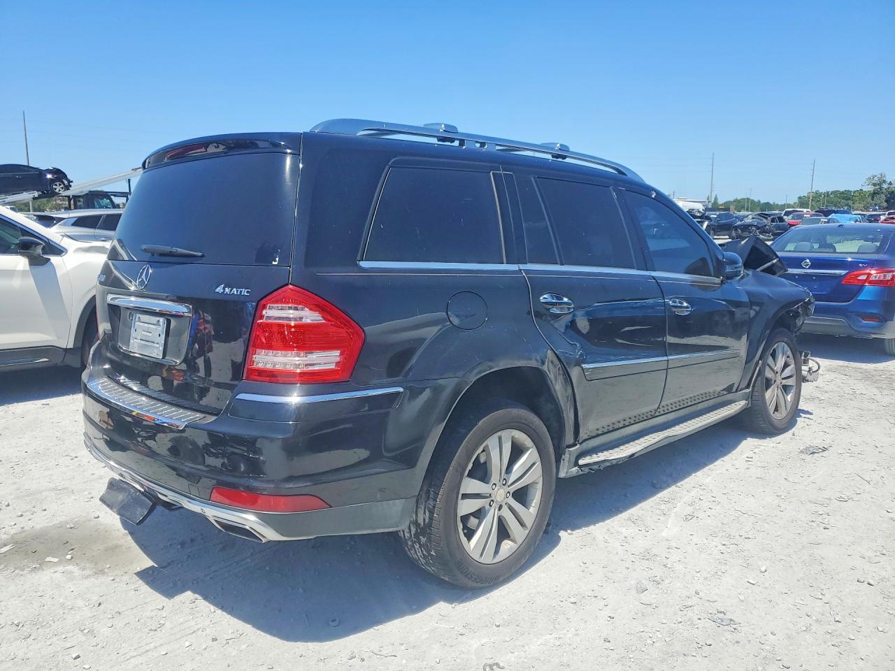 2011 Mercedes-Benz Gl-class VIN 4JGBF7BE5BA649178 photo 3