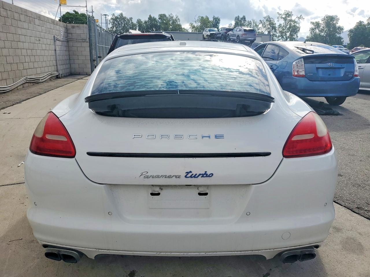 2011 Porsche Panamera VIN WP0AC2A72BL091017 photo 6