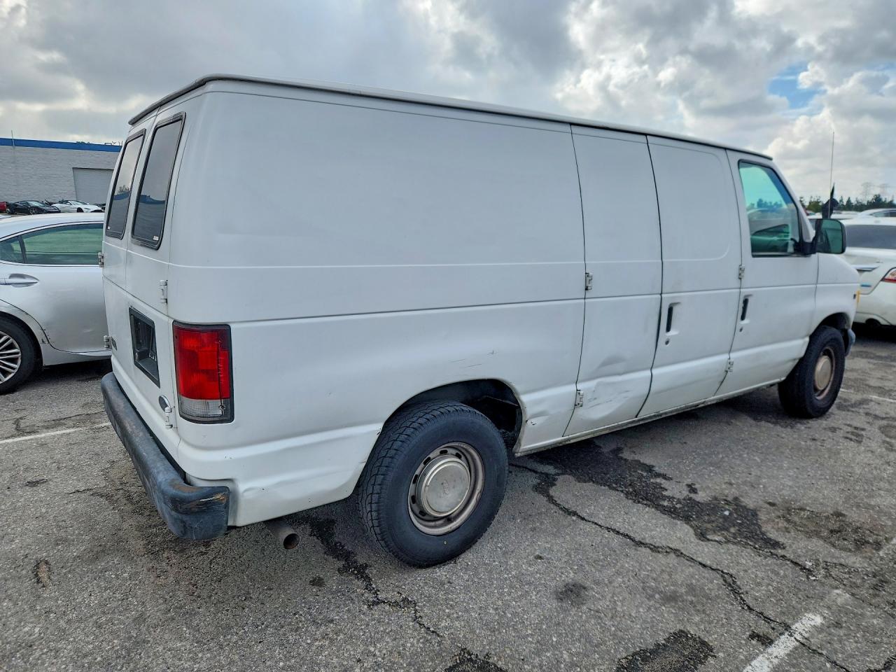 1999 Ford Econoline VIN 1FTRE14W5XHB41168 photo 3