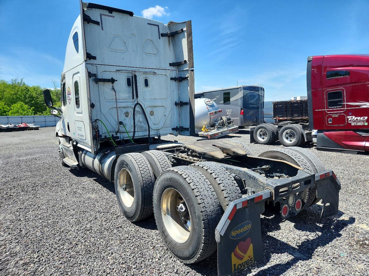 2020 FREIGHTLINER All other VIN 3AKJHHDR1LSLH8781 photo 3
