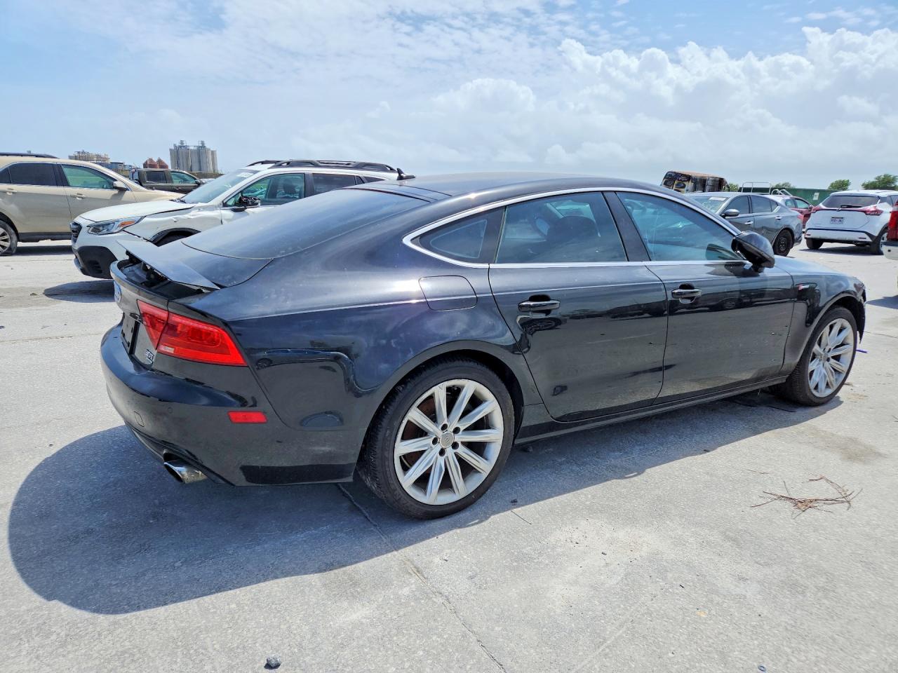 2012 Audi A7 VIN WAUSGAFC7CN006264 photo 3