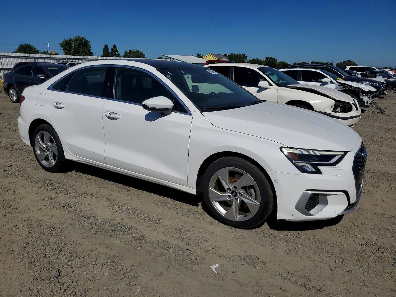 2024 Audi A3 VIN WAUAUDGY6RA083224 photo 4