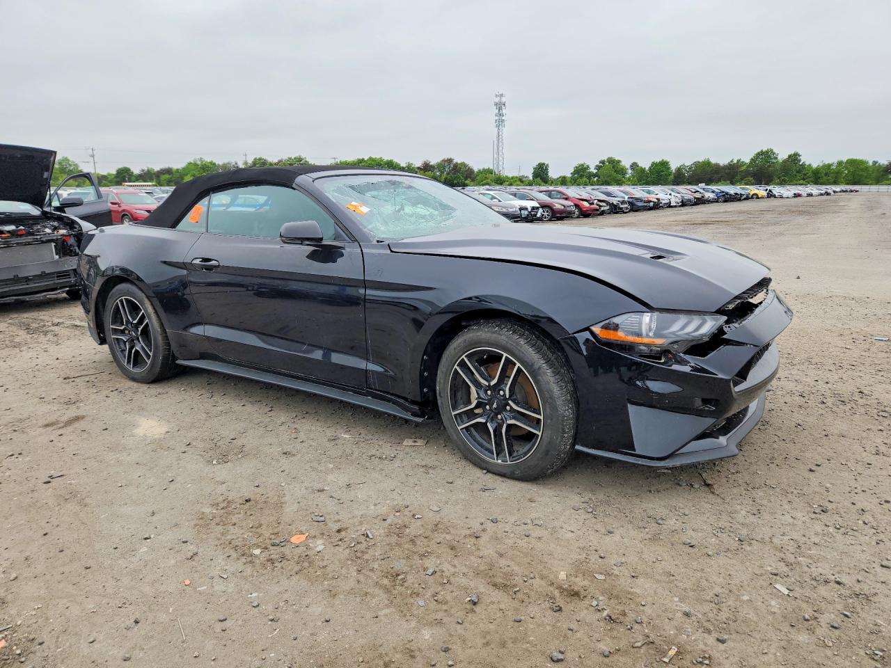 2020 Ford Mustang i4 VIN 1FATP8UH3L5125577 photo 4