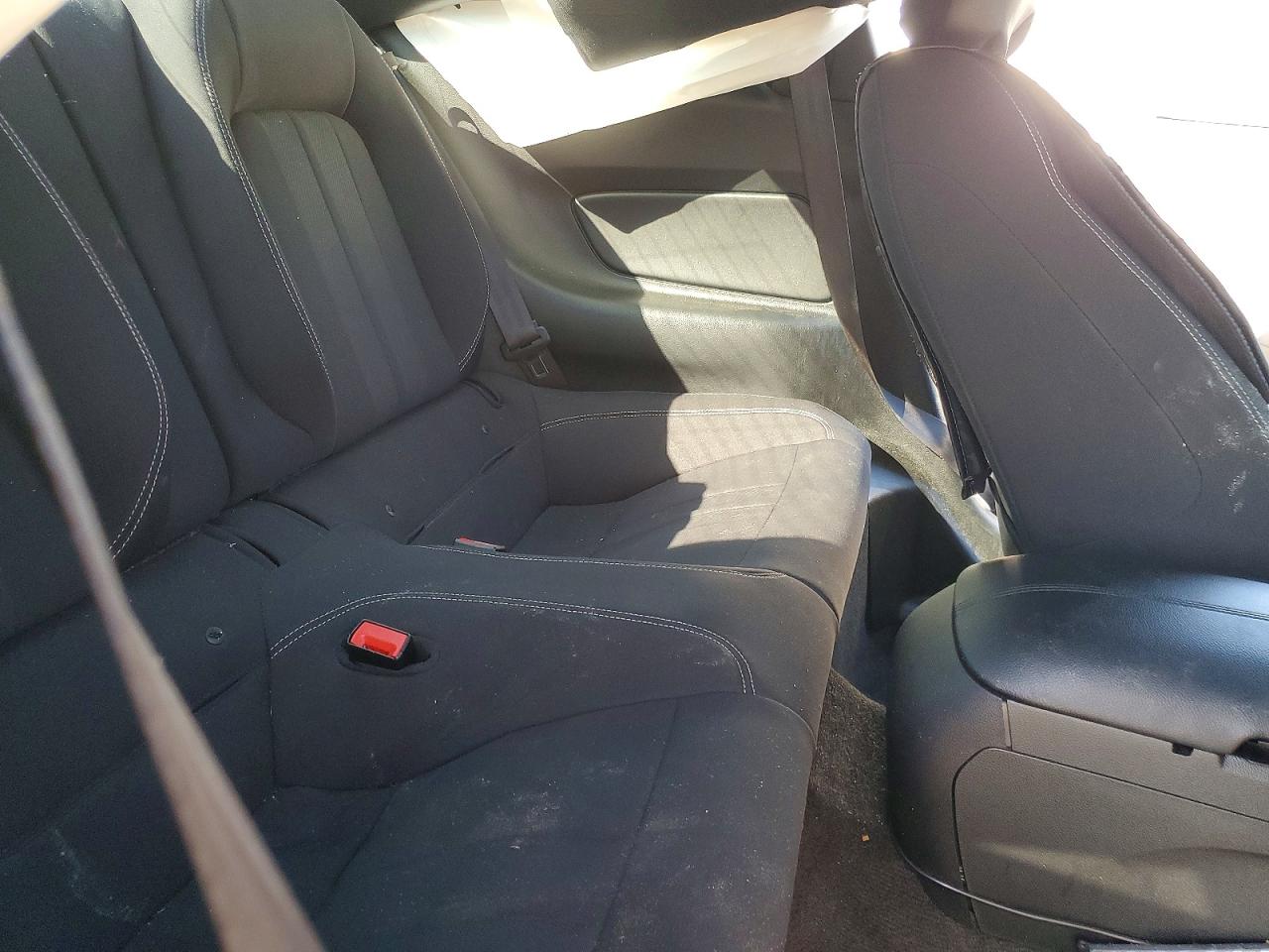 2018 FORD Mustang VIN 1FA6P8TH2J5165290 photo 10
